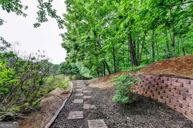 5283 Whitehaven Park Lane SE, Smyrna, GA 30126