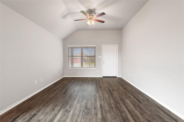2869 Messenger Way, Bryan, TX 77803
