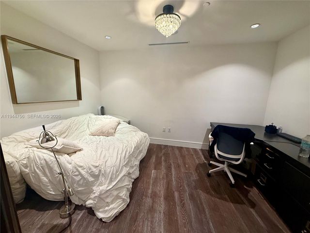 3300 NE 188th St 917, Aventura, FL 33180