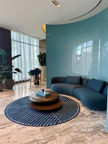 3300 NE 188th St 917, Aventura, FL 33180