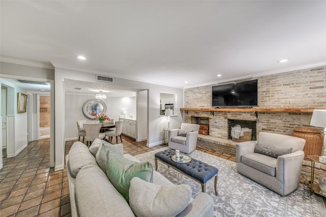 5916 Birchbrook Drive 126, Dallas, TX 75206