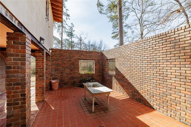 340 Dogwood Drive, Athens, GA 30606