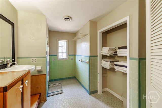 340 Dogwood Drive, Athens, GA 30606