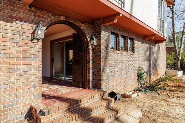 340 Dogwood Drive, Athens, GA 30606