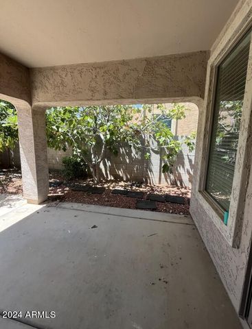 4135 E BELLERIVE Drive, Chandler, AZ 85249