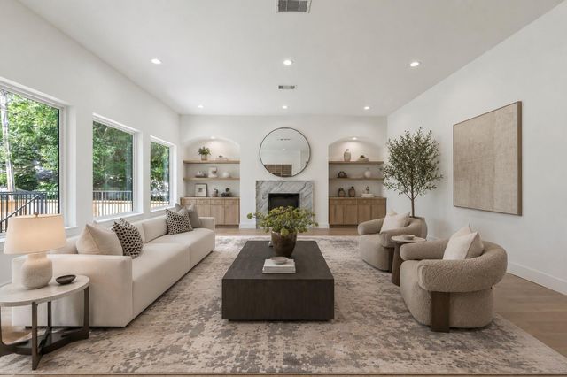 4009 Newshire Drive, Houston, TX 77025