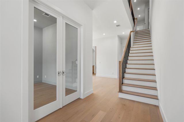 4009 Newshire Drive, Houston, TX 77025