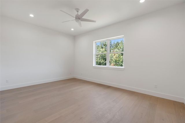 4009 Newshire Drive, Houston, TX 77025