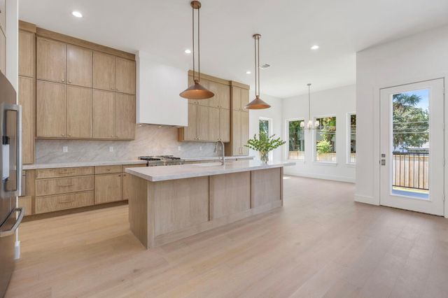4009 Newshire Drive, Houston, TX 77025