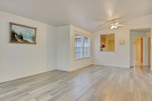 1753 River Run Dr, Linda, CA 95901