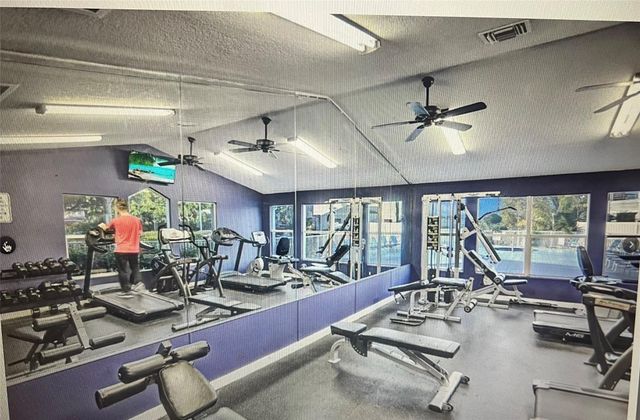 3405 NW 44th St 205, Lauderdale Lakes, FL 33309