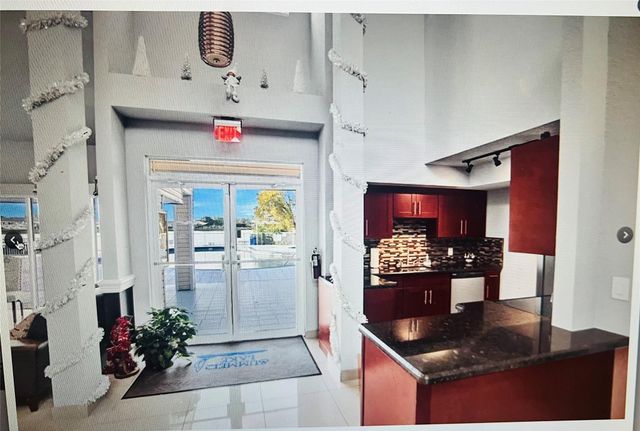 3405 NW 44th St 205, Lauderdale Lakes, FL 33309