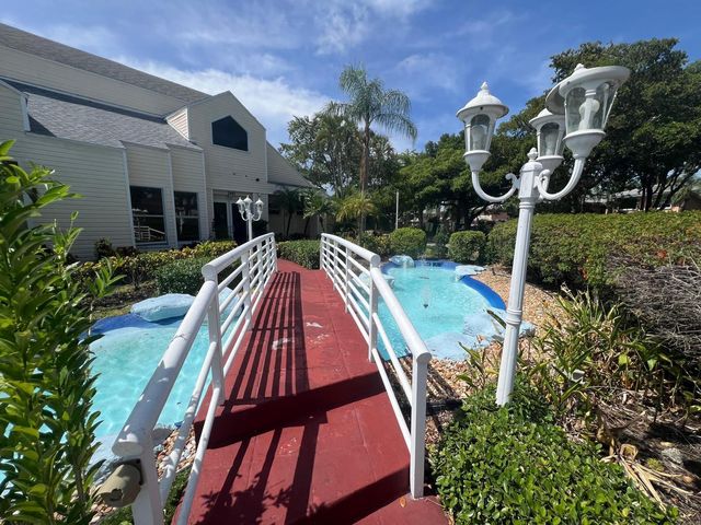 3405 NW 44th St 205, Lauderdale Lakes, FL 33309