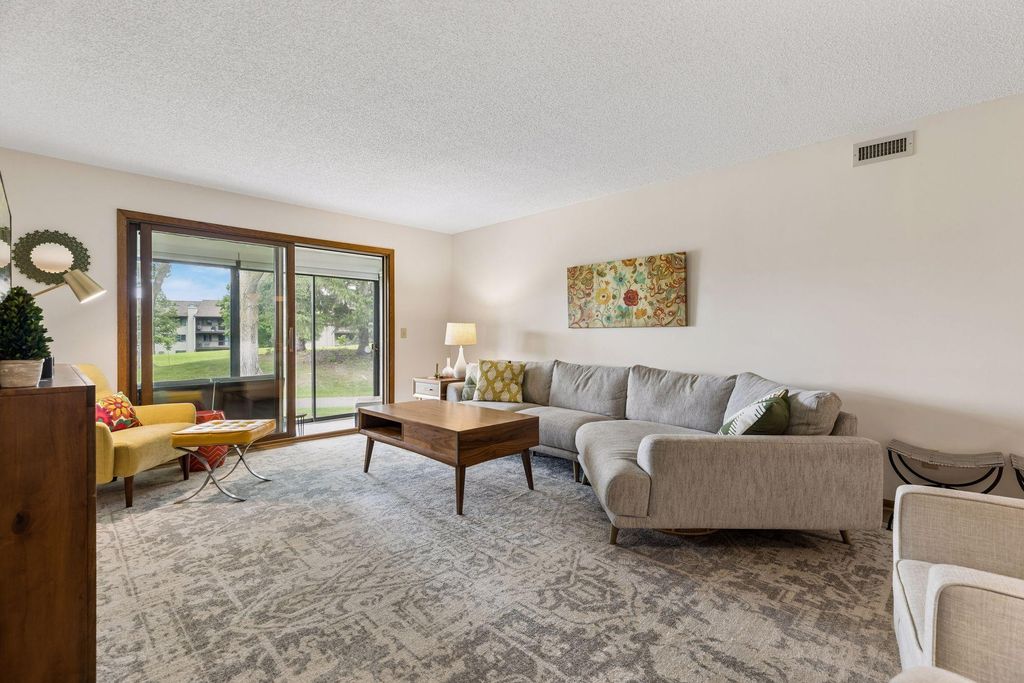 10540 43rd Avenue N 111, Plymouth, MN 55442 — photo 4