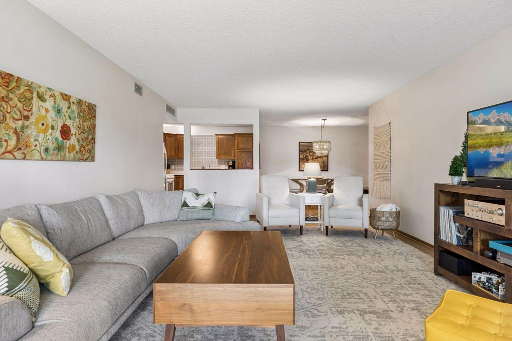 10540 43rd Avenue N 111, Plymouth, MN 55442 — photo 5