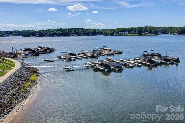 14546 Waterside Drive, Charlotte, NC 28278