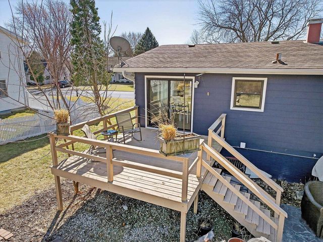 5406 LANI Lane, Mcfarland, WI 53558