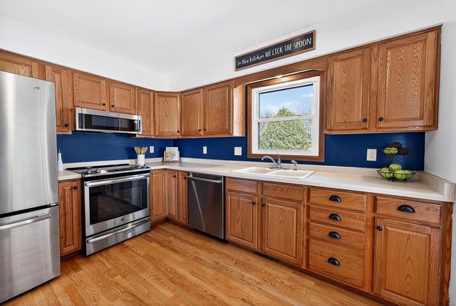 5406 LANI Lane, Mcfarland, WI 53558