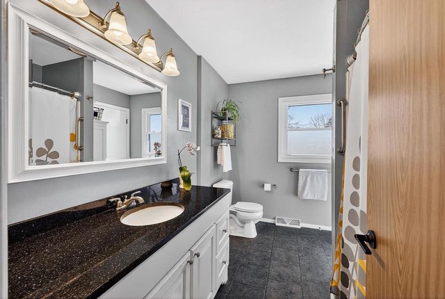 5406 LANI Lane, Mcfarland, WI 53558