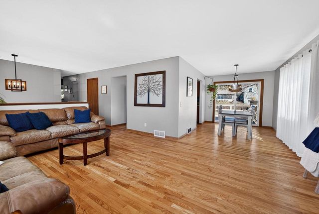 5406 LANI Lane, Mcfarland, WI 53558