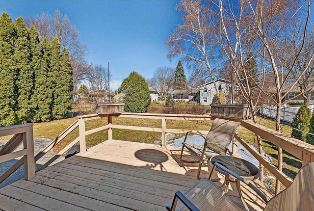 5406 LANI Lane, Mcfarland, WI 53558