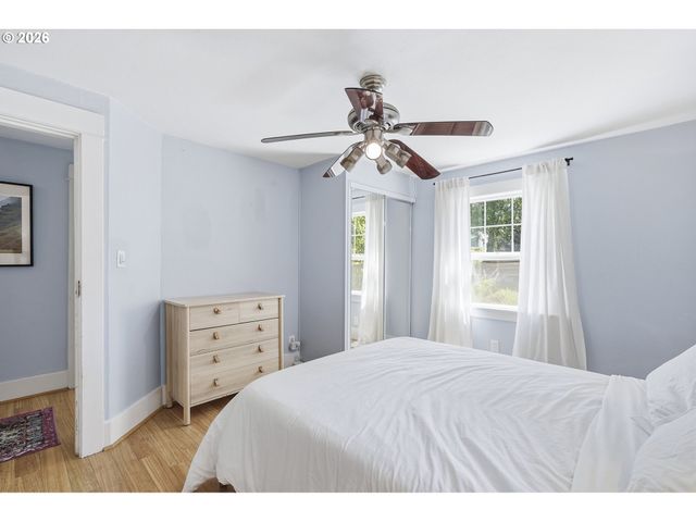 7464 Sw 53RD Ave, Portland, OR 97219