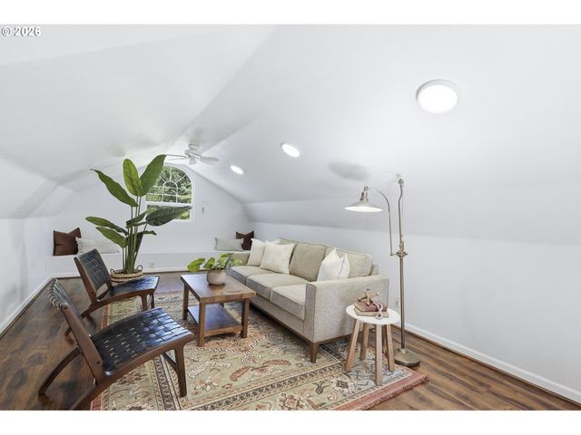 7464 Sw 53RD Ave, Portland, OR 97219