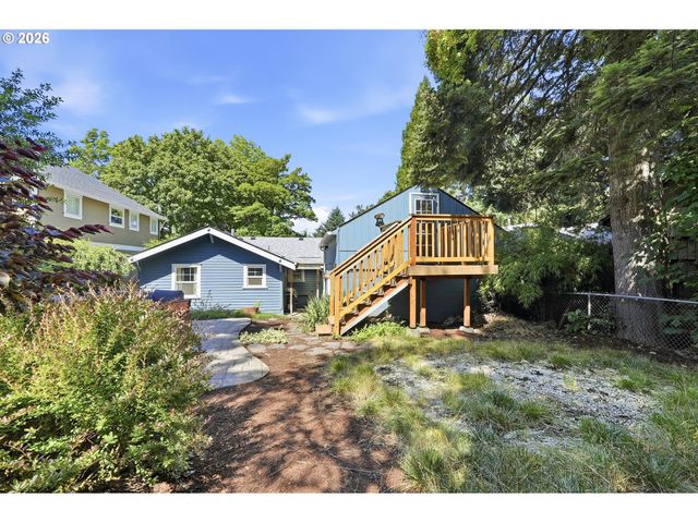 7464 Sw 53RD Ave, Portland, OR 97219