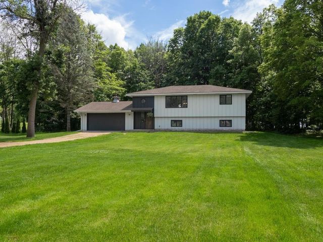 10638 Maple Lane, Rogers, MN 55374