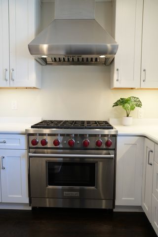 57 Hurley St. 3, Cambridge, MA 02141