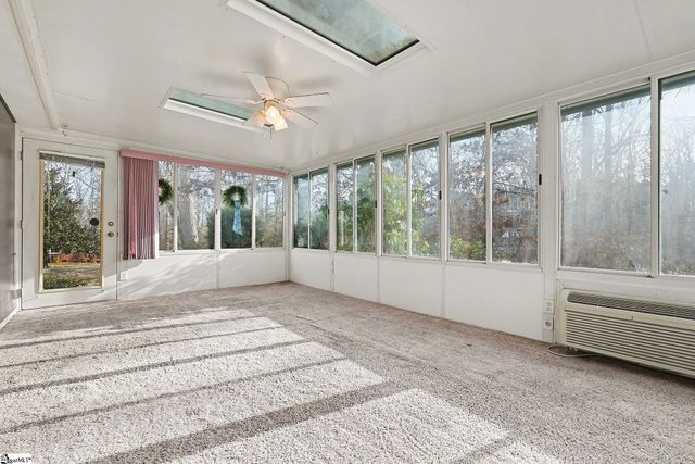 113 Grant Drive, Laurens, SC 29360