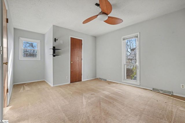 113 Grant Drive, Laurens, SC 29360