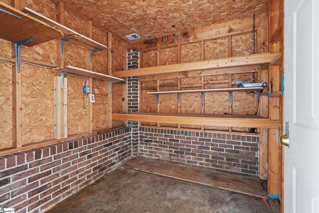 113 Grant Drive, Laurens, SC 29360