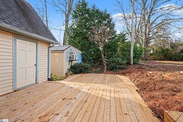 113 Grant Drive, Laurens, SC 29360