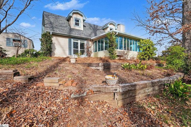 113 Grant Drive, Laurens, SC 29360