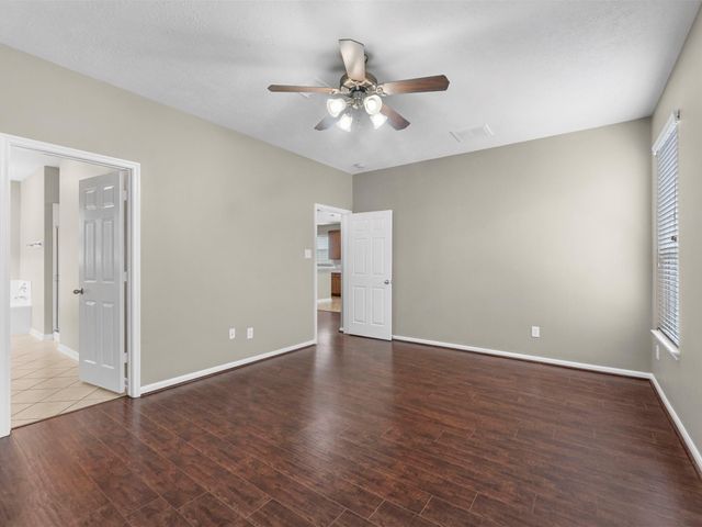 15826 Shoreline Terrace Drive, Houston, TX 77044