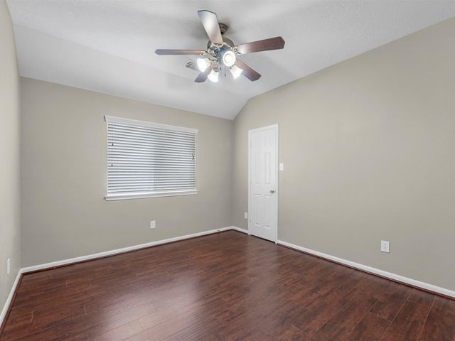15826 Shoreline Terrace Drive, Houston, TX 77044