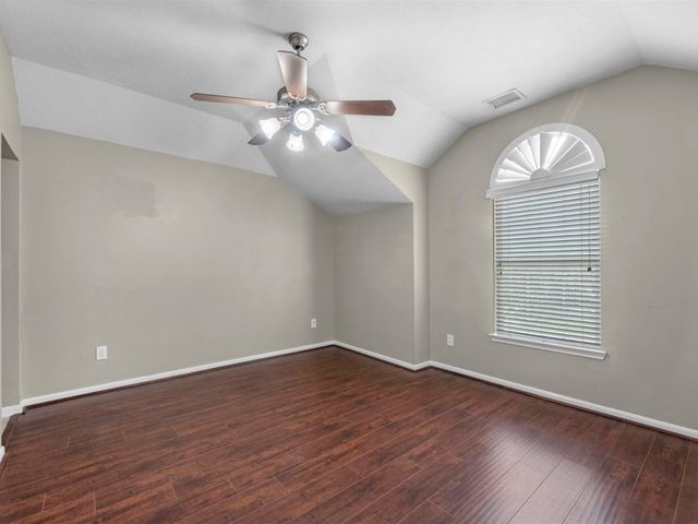 15826 Shoreline Terrace Drive, Houston, TX 77044