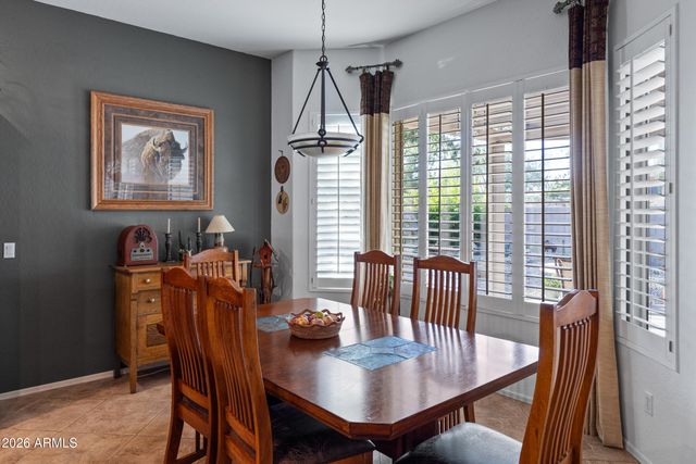 2770 E BUENA VISTA Drive, Chandler, AZ 85249
