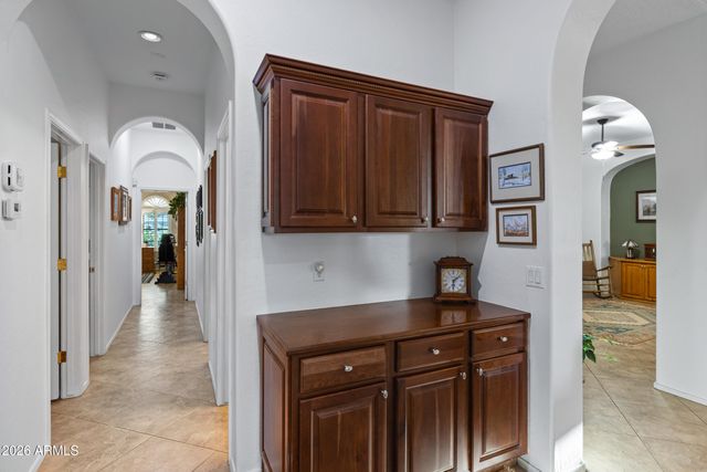 2770 E BUENA VISTA Drive, Chandler, AZ 85249
