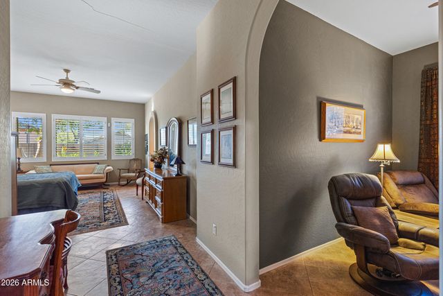 2770 E BUENA VISTA Drive, Chandler, AZ 85249