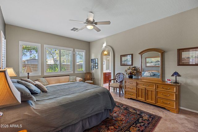 2770 E BUENA VISTA Drive, Chandler, AZ 85249