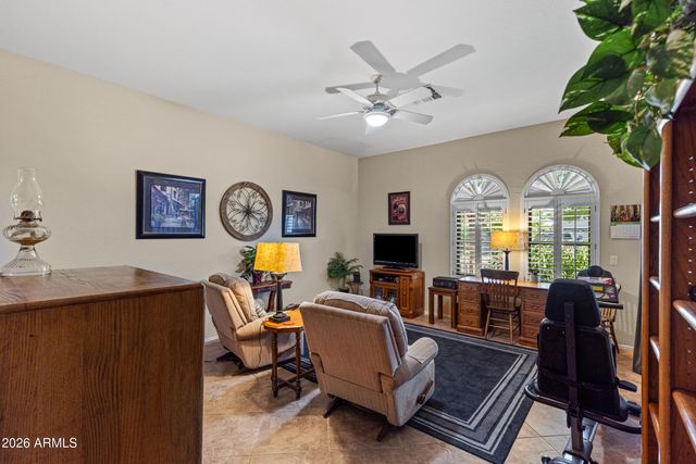 2770 E BUENA VISTA Drive, Chandler, AZ 85249