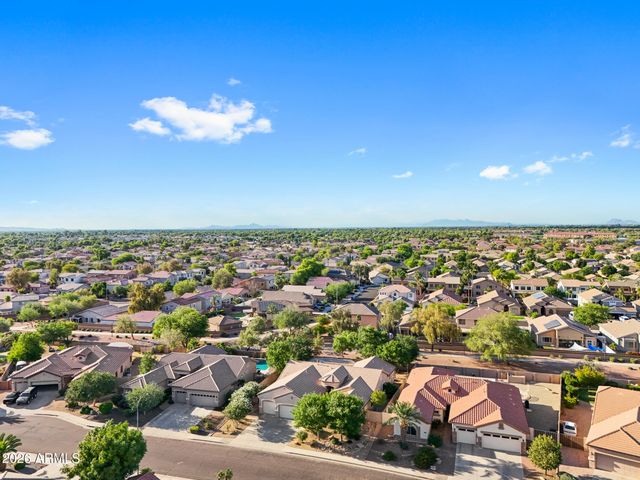 2770 E BUENA VISTA Drive, Chandler, AZ 85249