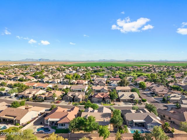 2770 E BUENA VISTA Drive, Chandler, AZ 85249