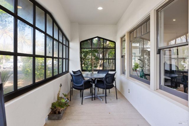 369 W Napa St, Sonoma, CA 95476