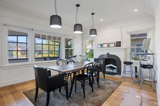 369 W Napa St, Sonoma, CA 95476