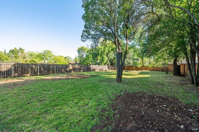 369 W Napa St, Sonoma, CA 95476