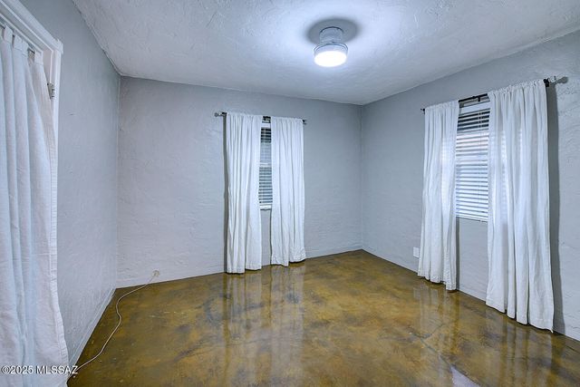 2512 E Linden Street, Tucson, AZ 85716