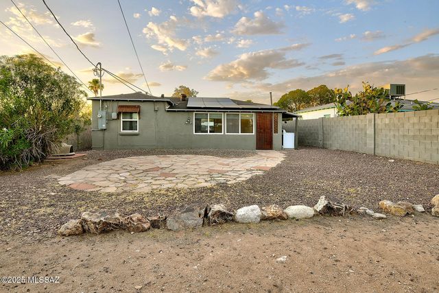 2512 E Linden Street, Tucson, AZ 85716
